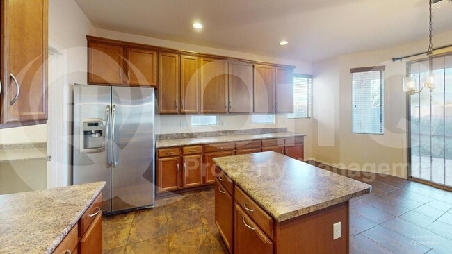 Building Photo - 10561 S Miramar Canyon Pass