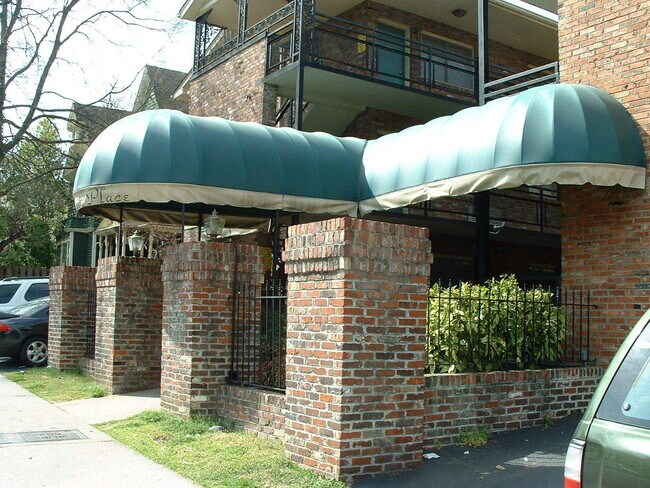Building Photo - 1509 Highland Ave