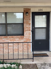 Building Photo - 326 Briarwood Dr