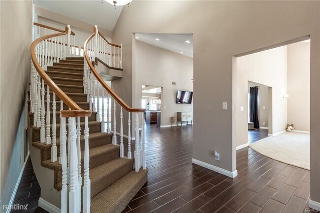 Foto del edificio - 5 br, 5 bath House - 17853 Ridgeway Rd