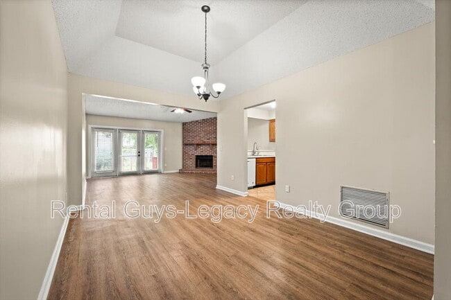 Building Photo - 3956 Hollows Dr