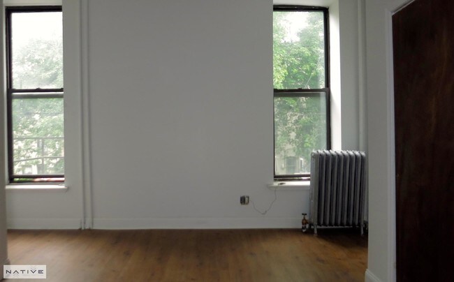 Building Photo - 93 Decatur St