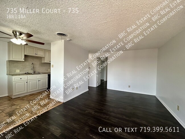 Building Photo - 735 Miller Ct