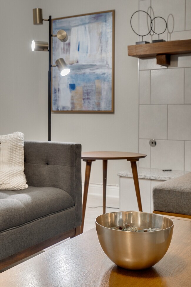 Foto del edificio - 11210 Cotillion Dr