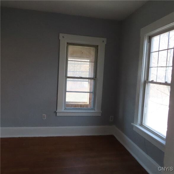 Foto del edificio - 540 Teall Ave