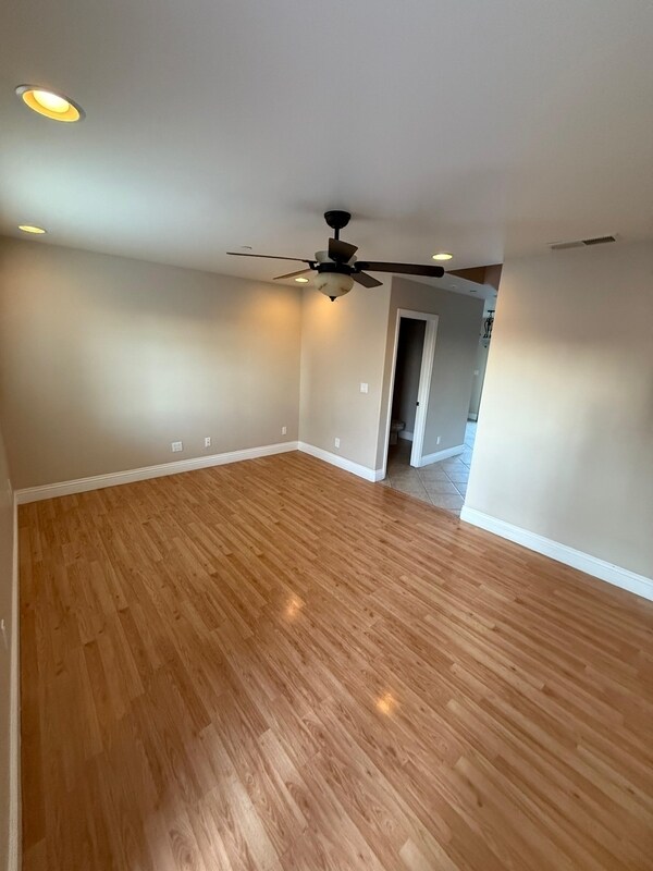 Building Photo - 480 Park Way