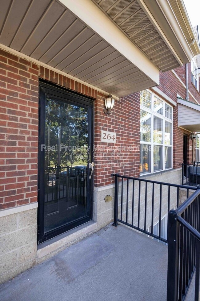 Foto del edificio - 264 E Palmer St