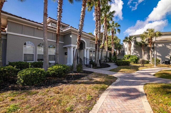 Building Photo - 305 N Villa San Marco Dr