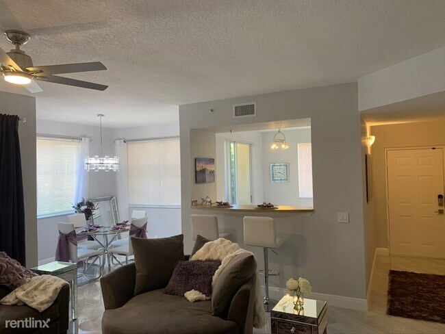 Building Photo - 11028 Legacy Dr