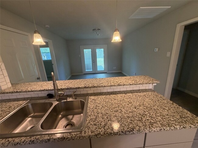 Building Photo - 3242 Dalmatian Dr