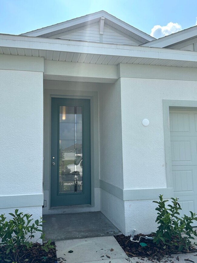 Foto del edificio - Beautiful 4/2 Energy Efficient Home in St. Cloud For Rent