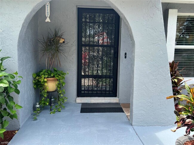 Foto del edificio - 3 br, 2 bath House - 905 i Carrie Cove