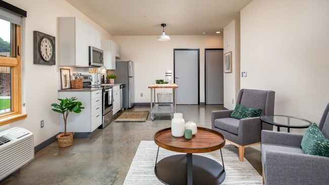 Building Photo - Sunshine Portland