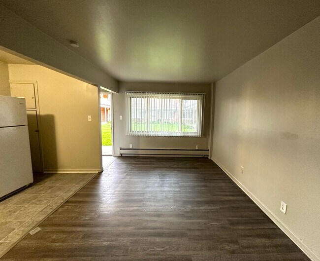 Foto del edificio - 15041 Greenfield Rd