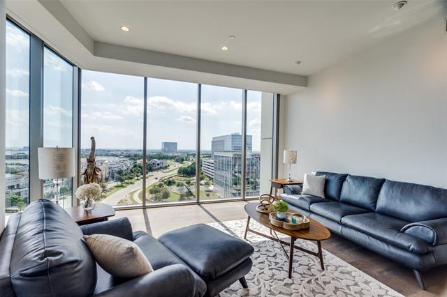 Foto del edificio - 7901 Windrose Ave.