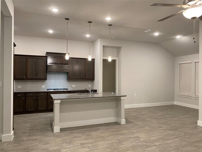 Building Photo - Elegant 1-story home built in 2022