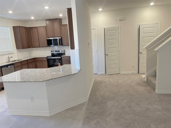 Building Photo - 7543 Fishbowl Ln