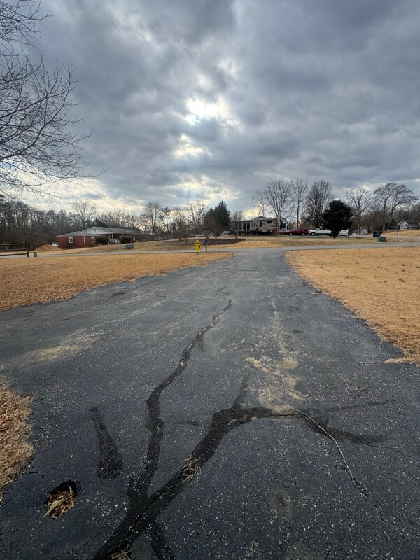 Foto del edificio - 5510 Raphael Dr