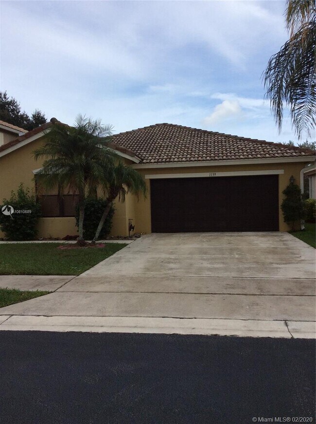 Building Photo - 1139 Rialto Dr