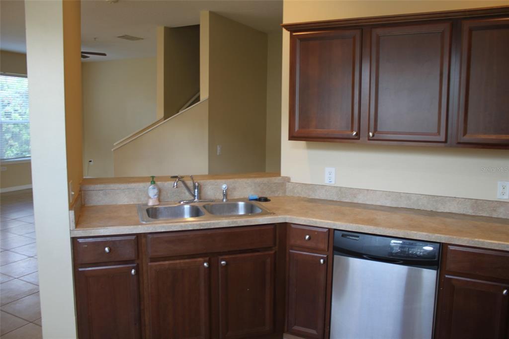 Foto del edificio - 6432 S Goldenrod Rd