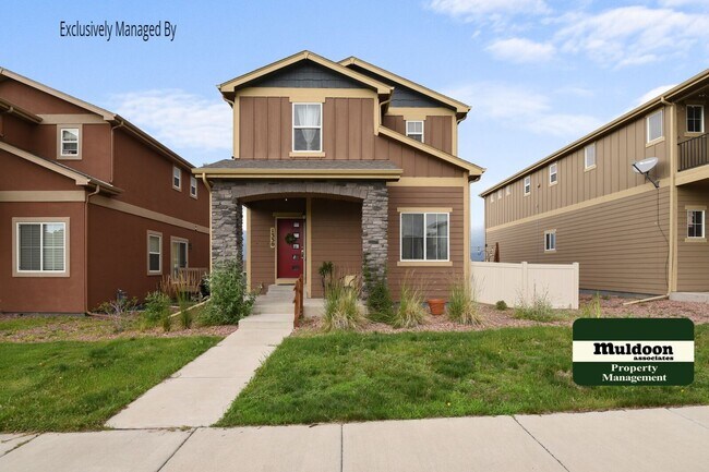 Very Nice Three Bedroom Home with a Loft a... - Very Nice Three Bedroom Home with a Loft a...