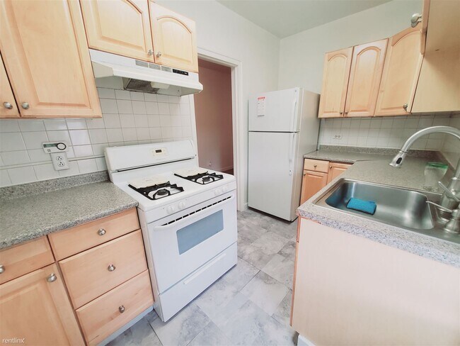Foto del edificio - 1 br, 1 bath Condo - 126 Woodside Grn Apt 2