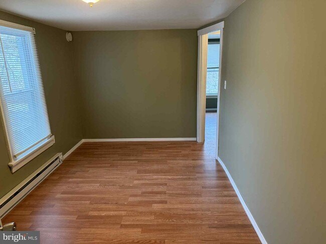 Foto del edificio - 1409 E Norwegian St