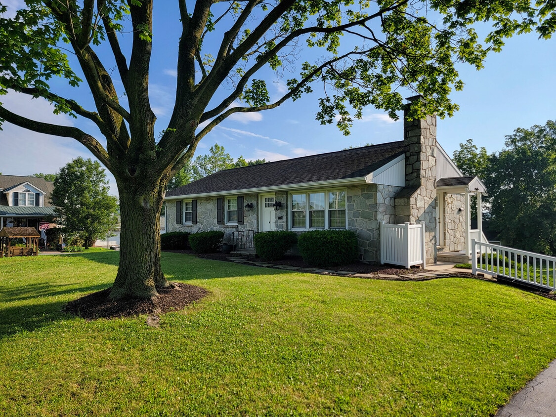 Primary Photo - 2132 Kramer Mill Rd