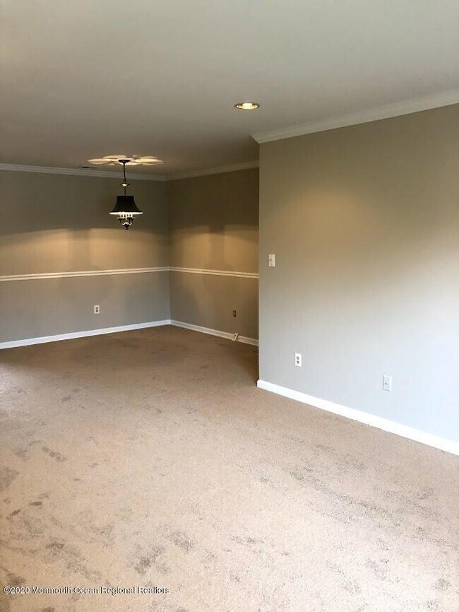 Building Photo - 452 Magnolia Ct