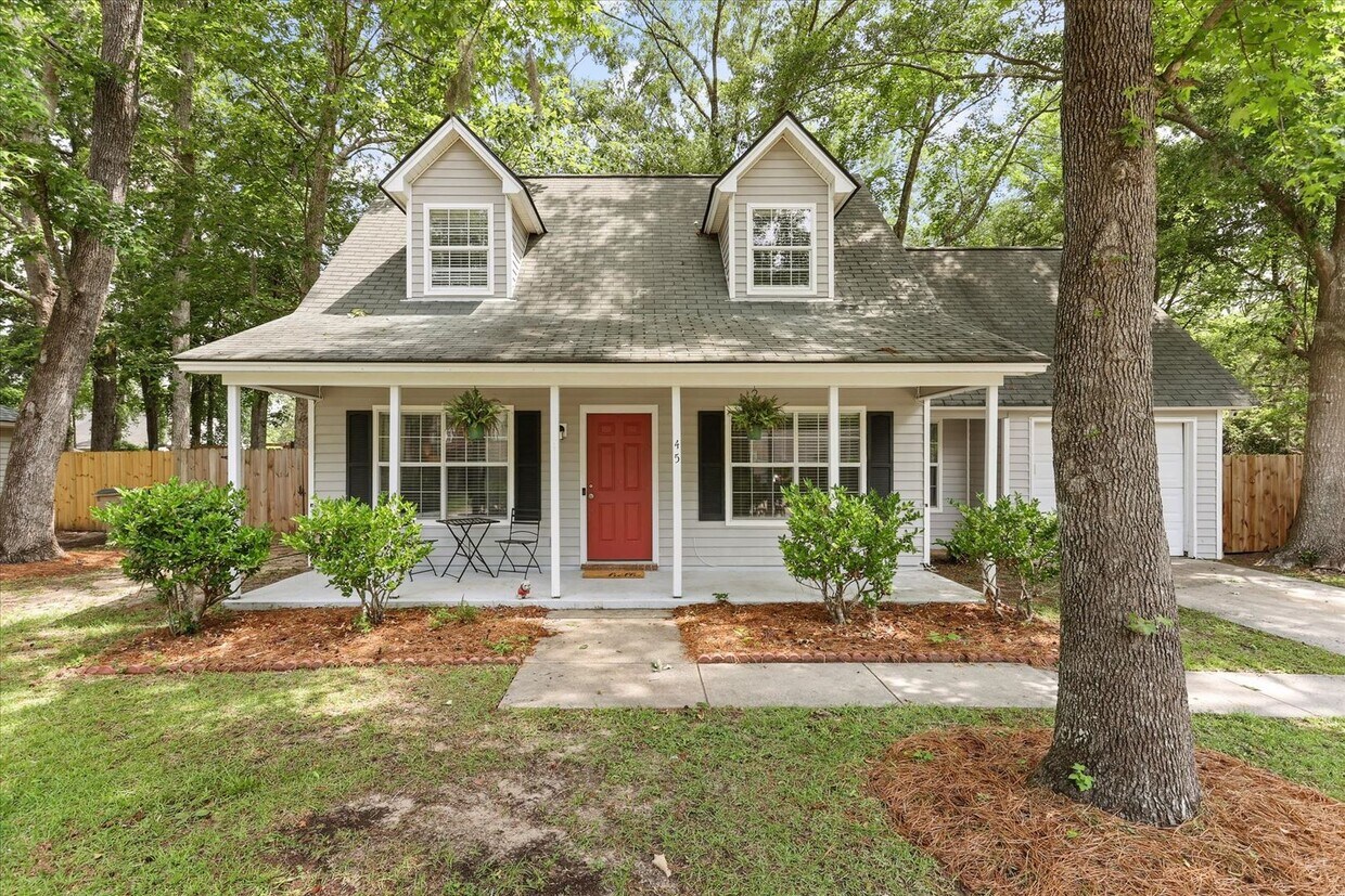 Primary Photo - Cute 3 bedroom