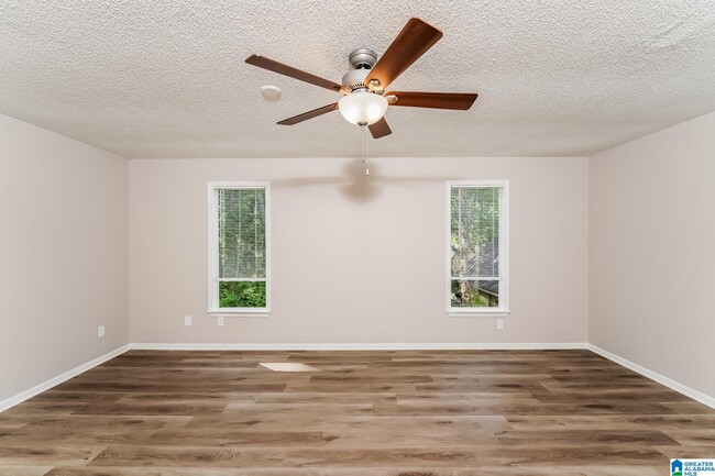 Building Photo - 2541 Goldmar Dr
