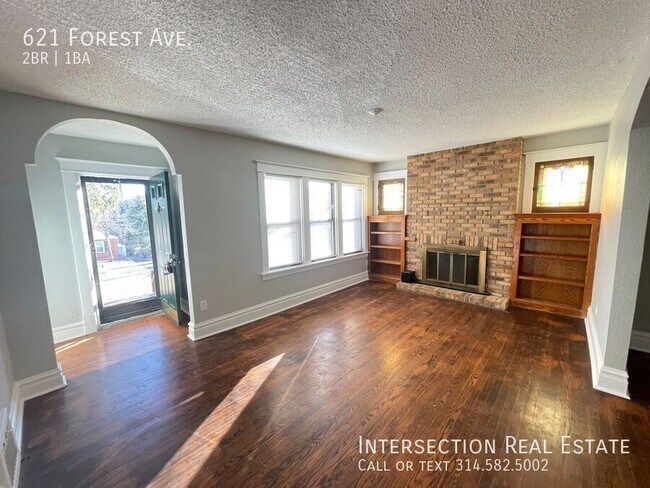 Foto del edificio - 621 Forest Ave