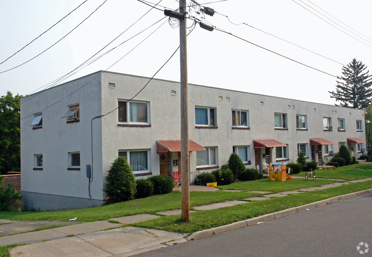 Foto principal - 204 Badger Ave
