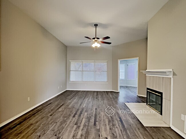 Foto del edificio - 1005 NW Park Meadow Ln