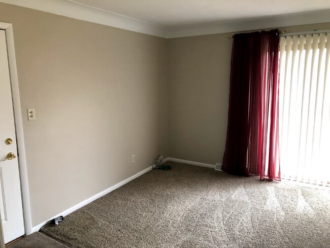 Foto del edificio - 13589 Whitney Rd