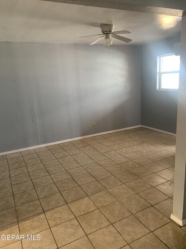 Foto del edificio - 3910 Leavell Ave
