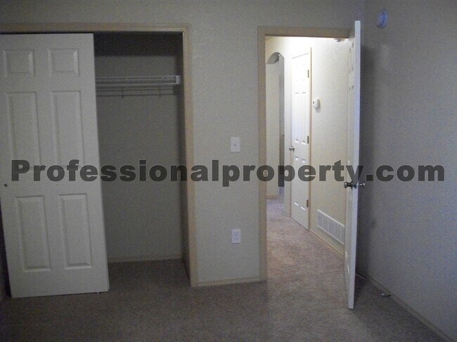 Foto del edificio - House in Canyon Creek Area