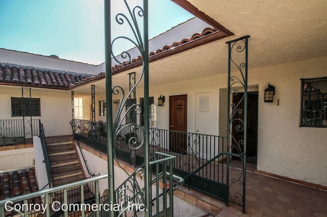Building Photo - 131-137 South La Brea Ave