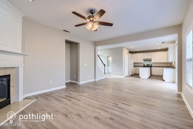 Foto del edificio - 4 br, 2.5 bath House - 6584 Wandering Way ...