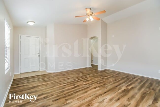 Foto del edificio - 6698 E Haven Ave