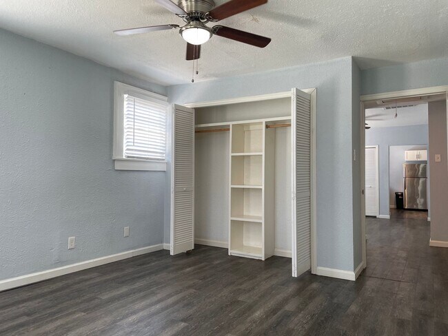 Building Photo - 4522 Gaston Ave