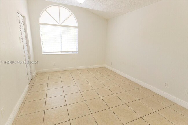 Foto del edificio - 15770 SW 106th Terrace