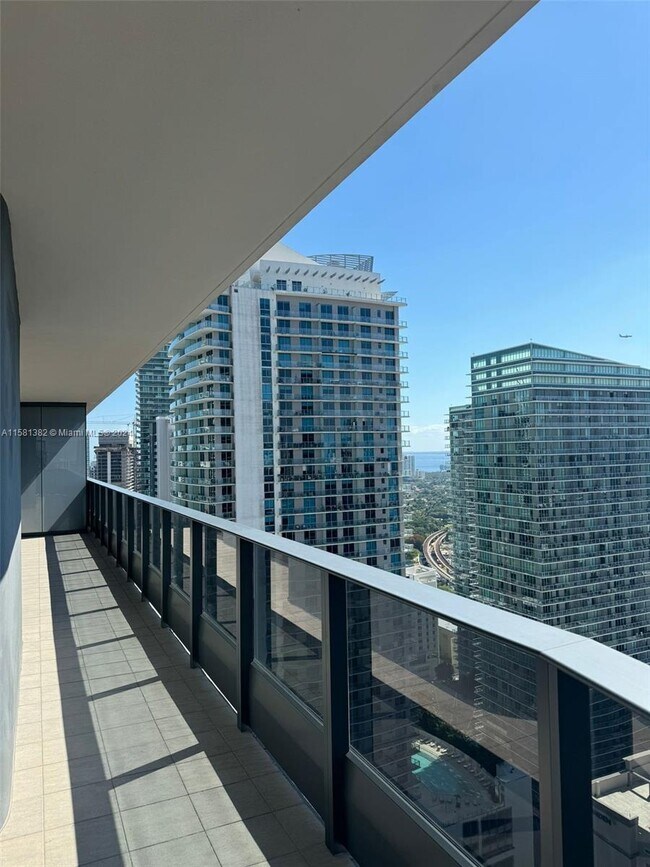 Foto del edificio - 1000 Brickell Plaza