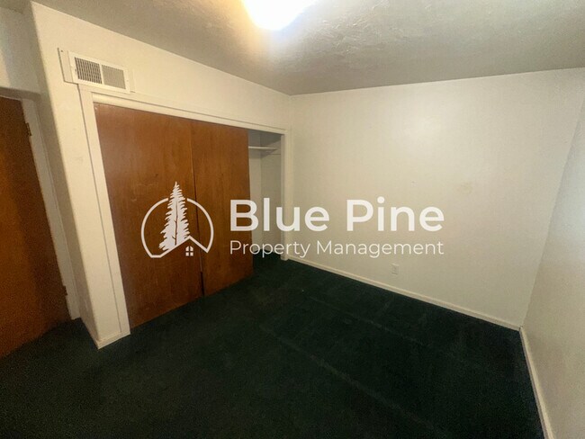 Foto del edificio - 390 W 14th St