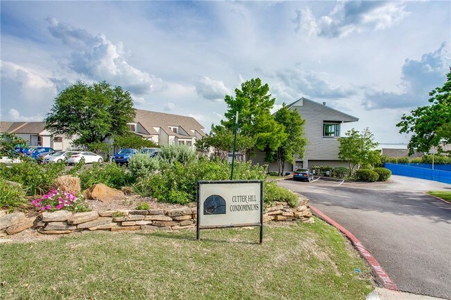 Building Photo - 438 Yacht Club Dr