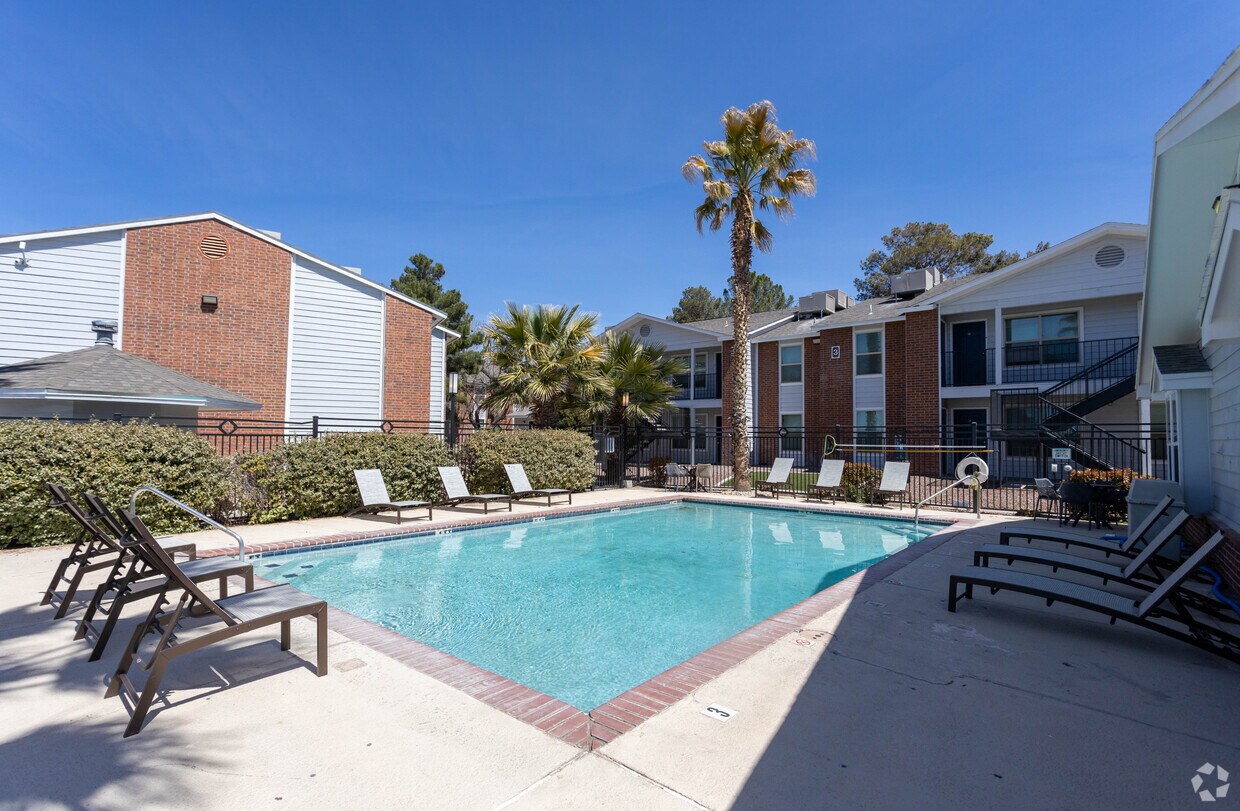 Sun Ridge Village Apartments in Las Cruces, NM