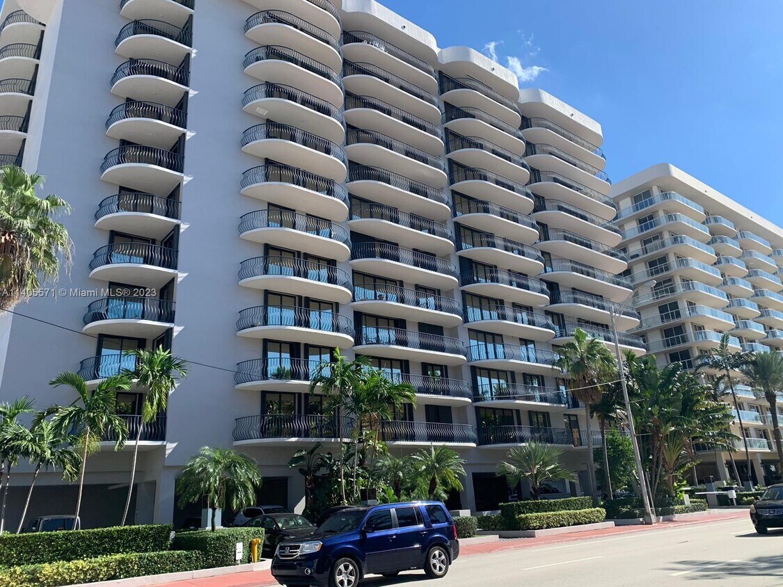 8877 Collins Ave Unit 506, Surfside, FL 33154 Condo for Rent in