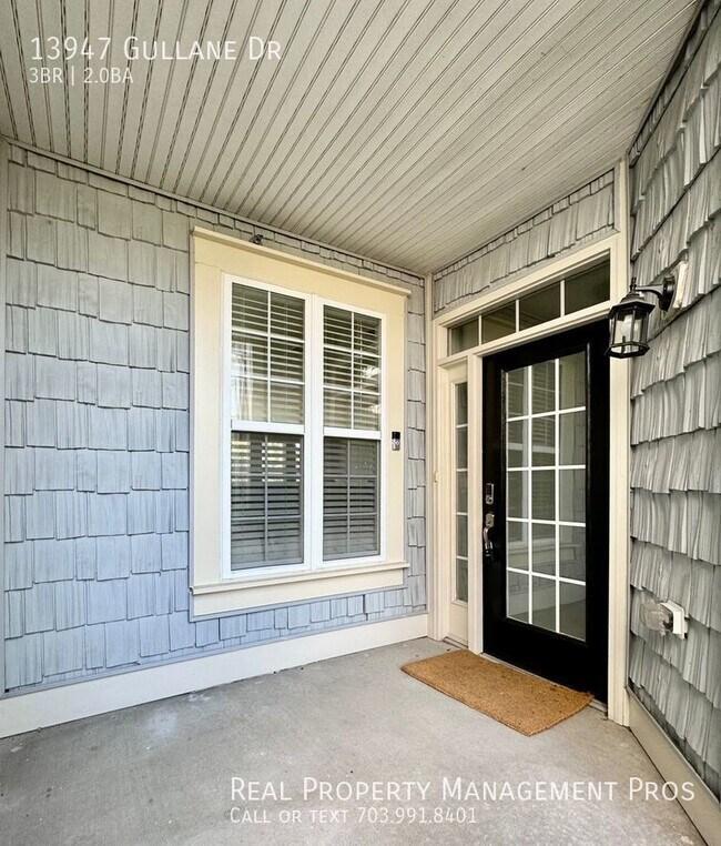 Foto del edificio - 3 Bedroom Smart Home with Car Charger!