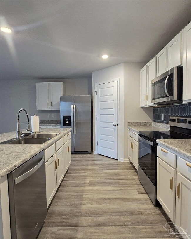 Building Photo - 4384 White Cedar Ct