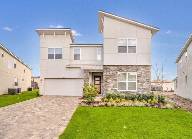 Building Photo - 2011FMP  High End 9 Bedroom Villa with Poo...